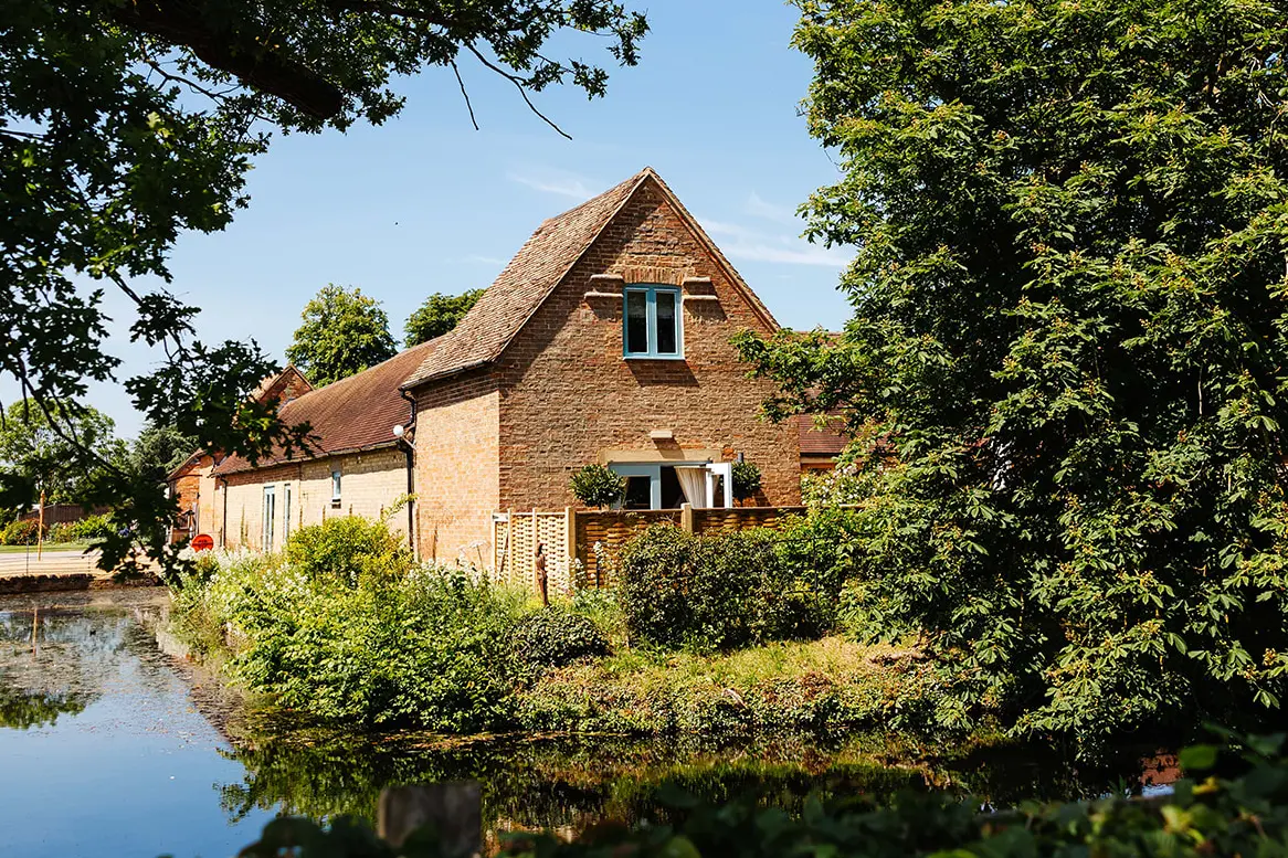 bassmead manor barns dove cottage