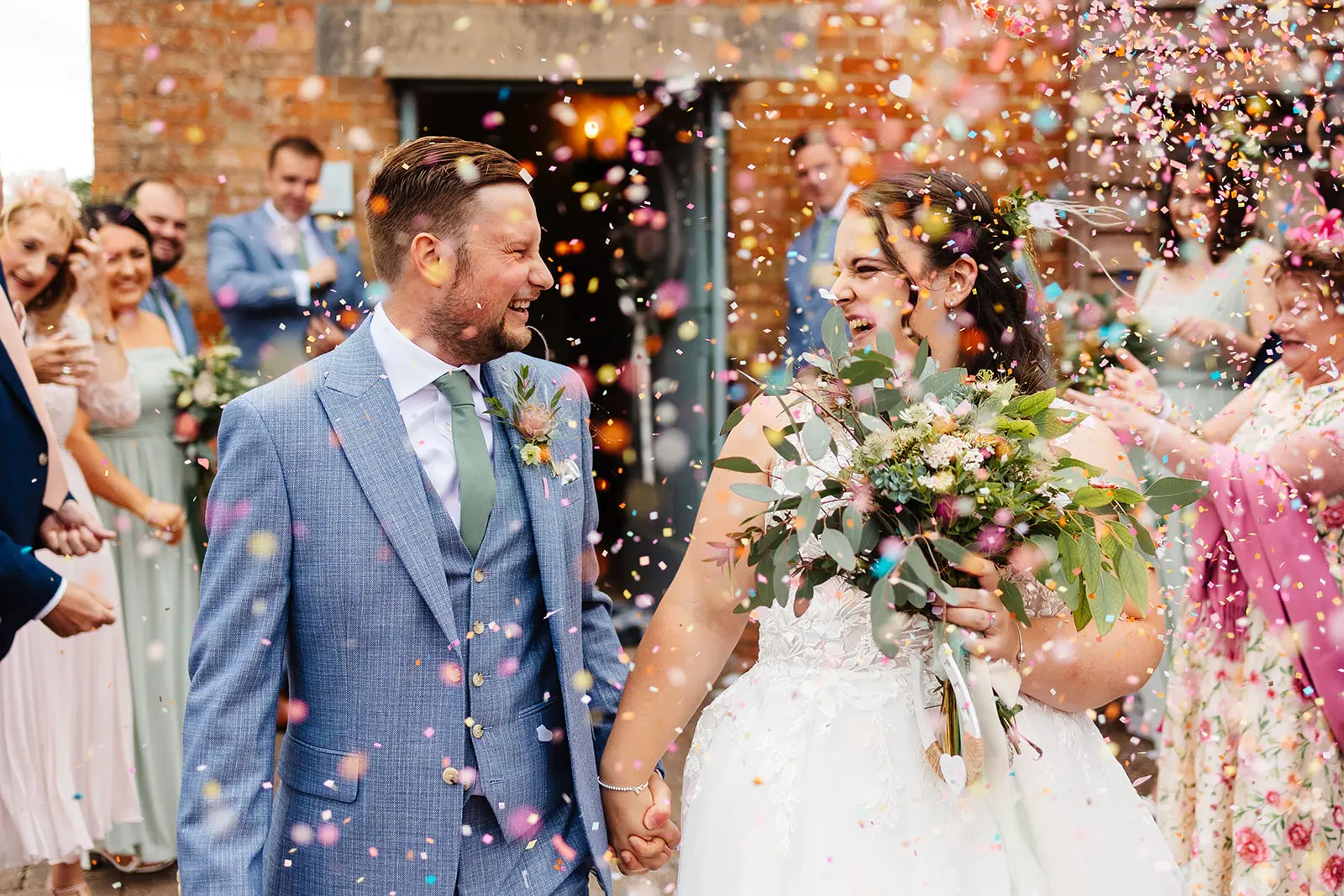 Bassmead Manor Barns confetti shot